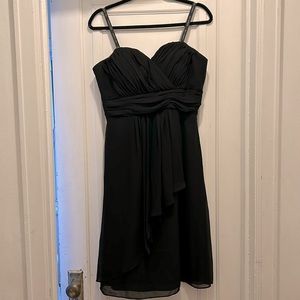 Black strap/strapless dress